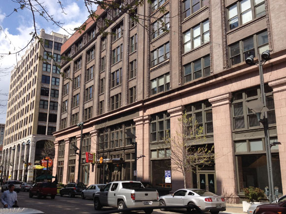 1221 Washington