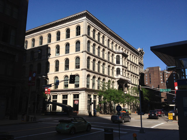 555 Washington Avenue